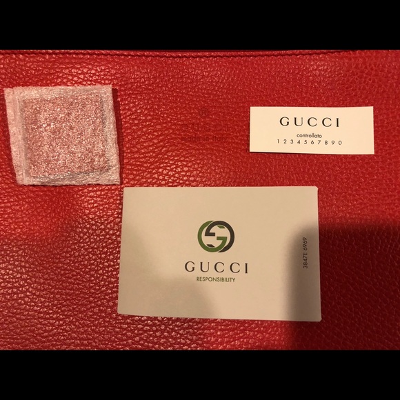 Gucci Clutch - Picture 5 of 8